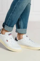 Kůžoné tenisky ESSENTIAL Tommy Jeans bílá