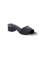 Kůžoné sandály FAMA DKNY černá