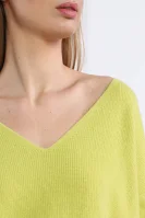 vlněný svetr | loose fit |s příměsí hedvábí RIANI limetkově zelený