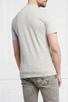 Tričko SIGNBOARD | Regular Fit GUESS šedý