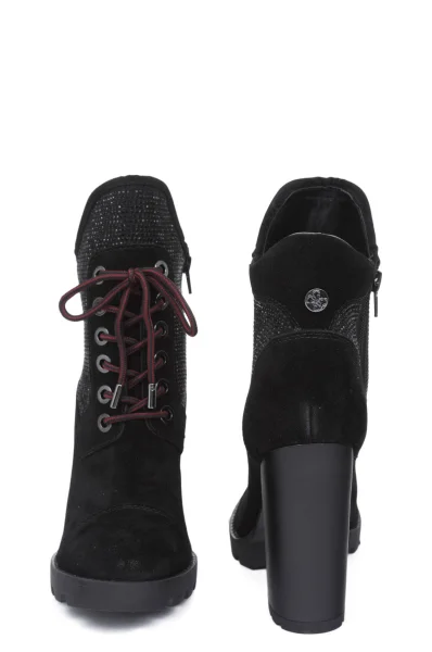 Kotníkové boty Guess černá