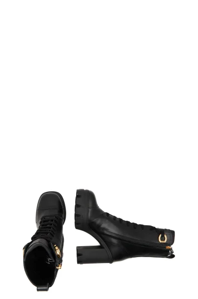 Kůžoné kotníkové boty Giuseppe Zanotti černá