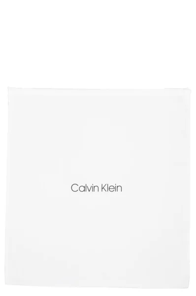 Crossbody kabelka CK BASE Calvin Klein stříbrný