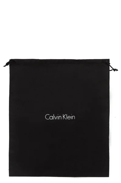 Crossbody kabelka Vivi4n Calvin Klein fialový