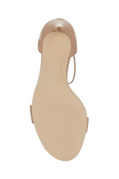 Sandály na podpatku Karli Guess béžová