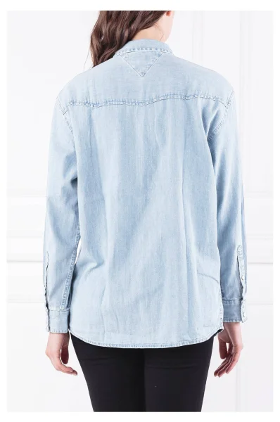 Košile TJW OVERSIZED DENIM | Loose fit Tommy Jeans světlo modrá