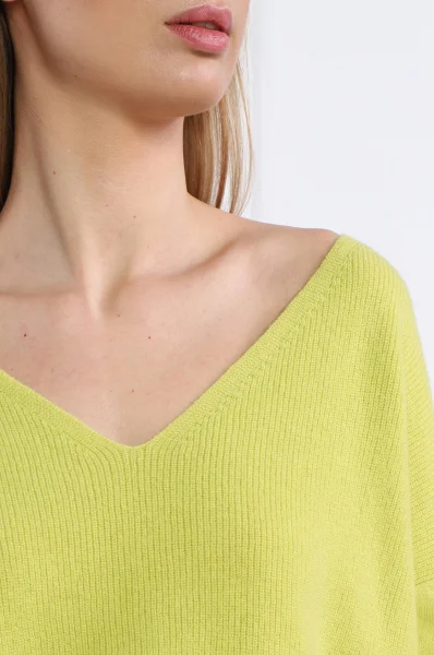 vlněný svetr | loose fit |s příměsí hedvábí RIANI limetkově zelený