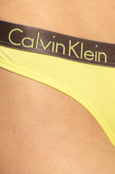 Tanga Calvin Klein Underwear žlutý