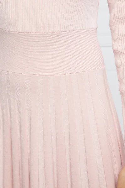 Šaty Marciano Guess pudrově růžový