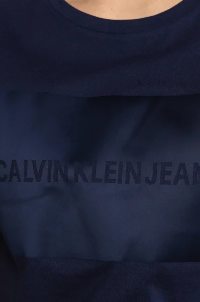 Tričko INSTITUTIONAL SATIN | Regular Fit CALVIN KLEIN JEANS tmavě modrá