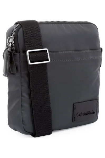 Pánská taška přes rameno Ease Mini Calvin Klein grafitově šedá