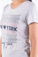 Tričko TJW NEW YORK TEE | Regular Fit Tommy Jeans popelavě šedý