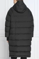 Péřový kabát Lacoste černá
