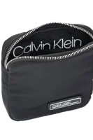 Reportérka primary mini Calvin Klein černá